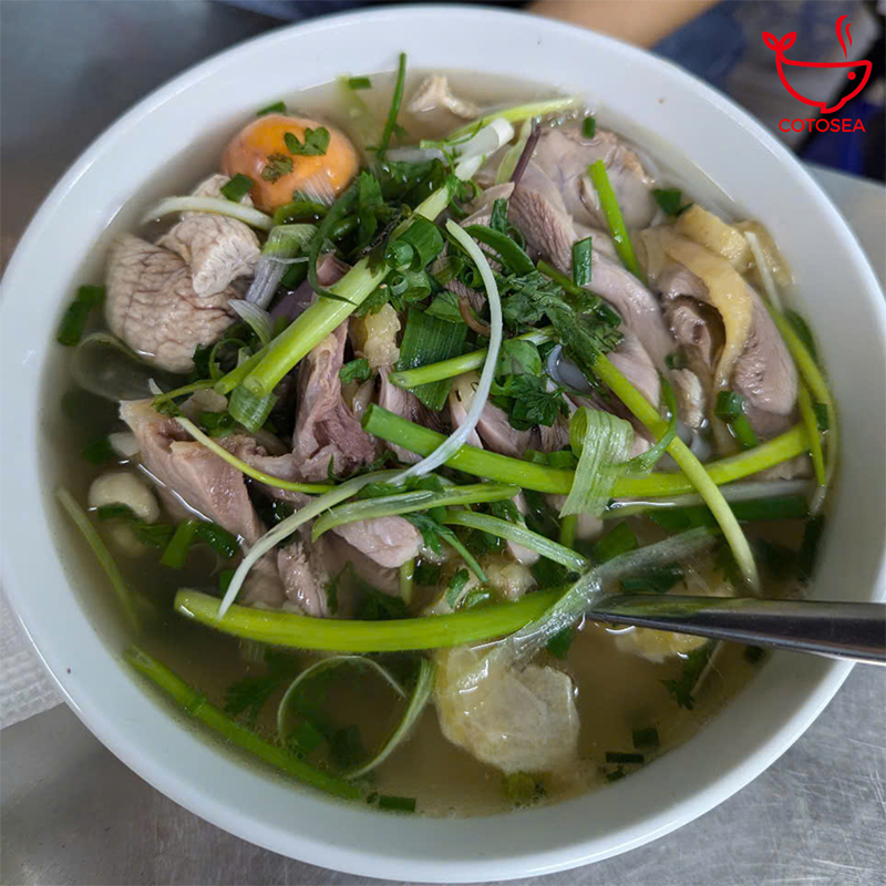 phở sá sùng